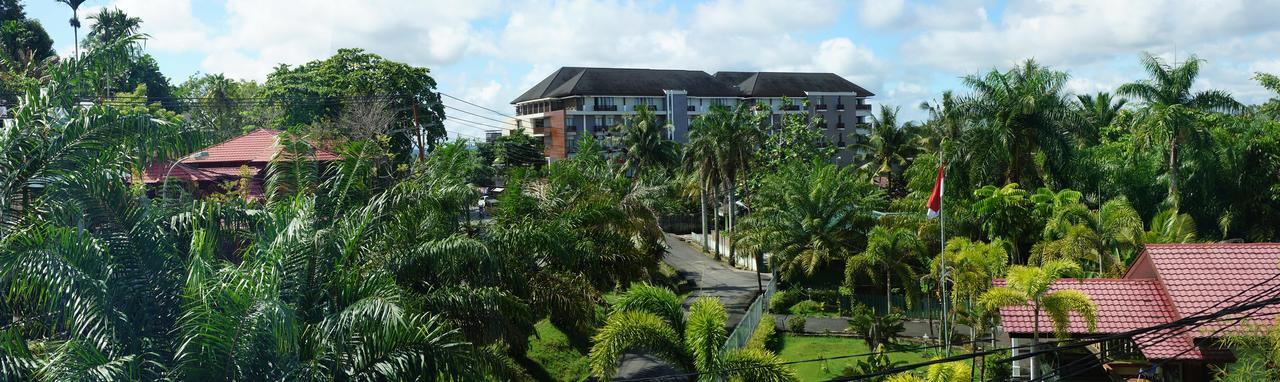 Griya Ringo Guest House Sorong Exterior foto